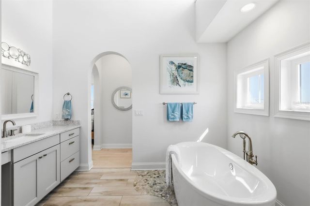 2142 VILLA WAY, New Smyrna Beach, FL 32169