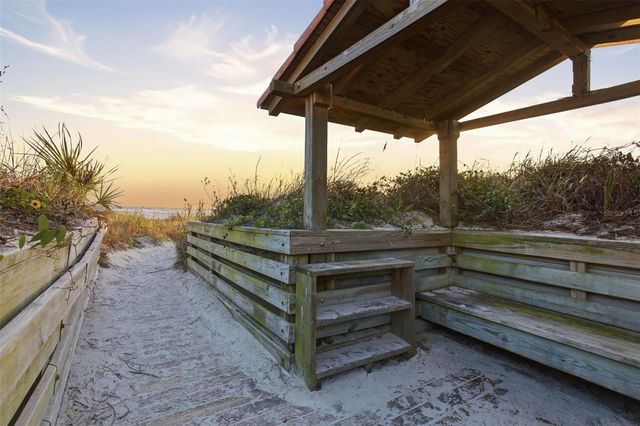 2142 VILLA WAY, New Smyrna Beach, FL 32169