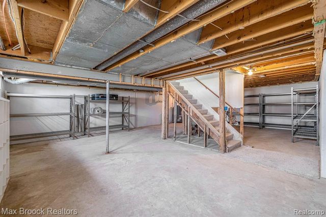 5031 Belsay Road, Grand Blanc, MI 48439