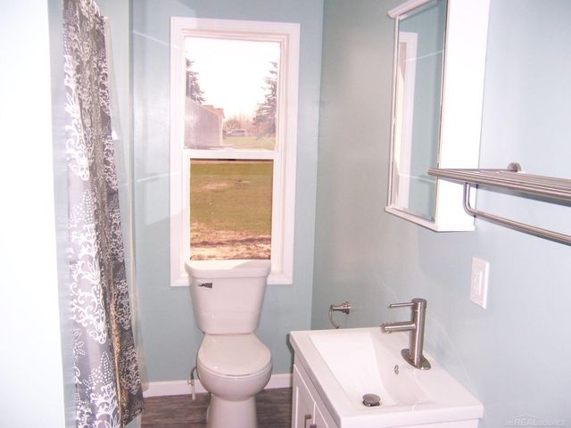 11172 Dunn Road, Riley Twp, MI 48091