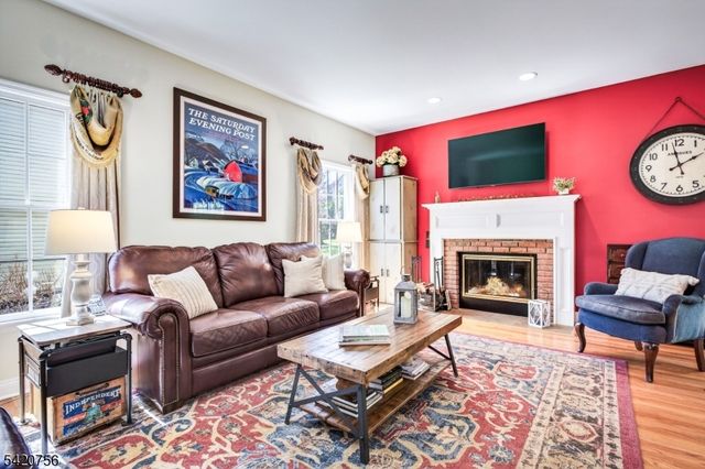 746 Clarence St, Westfield Town, NJ 07090