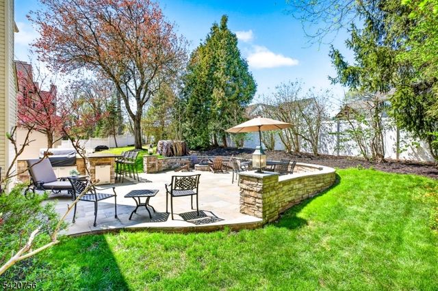 746 Clarence St, Westfield Town, NJ 07090