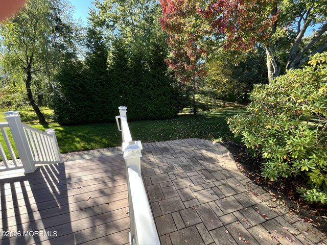 8 Abbey Lane, Ocean Twp, NJ 07712