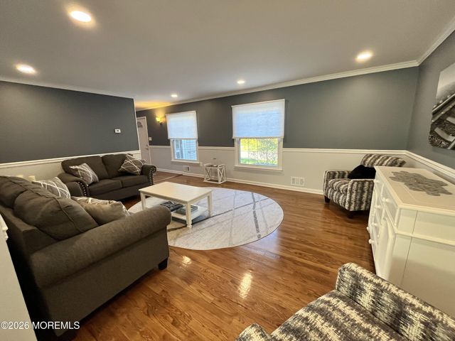 8 Abbey Lane, Ocean Twp, NJ 07712