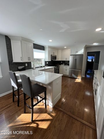8 Abbey Lane, Ocean Twp, NJ 07712