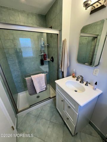 8 Abbey Lane, Ocean Twp, NJ 07712