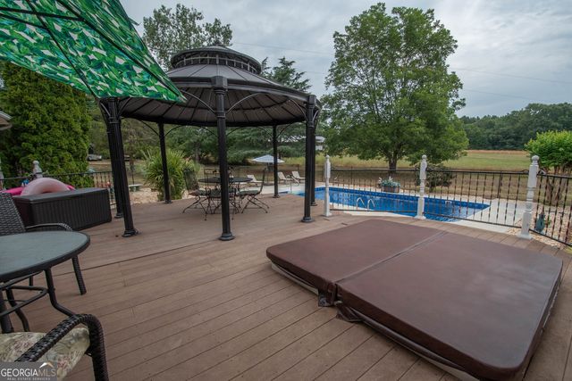 245 Jewel Bluff, Fayetteville, GA 30214