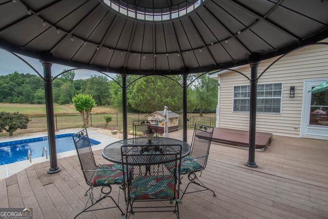 245 Jewel Bluff, Fayetteville, GA 30214