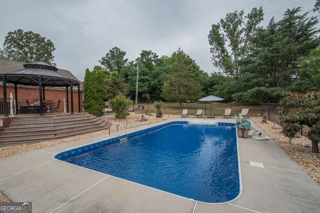 245 Jewel Bluff, Fayetteville, GA 30214