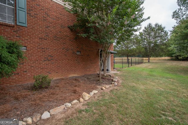 245 Jewel Bluff, Fayetteville, GA 30214