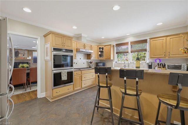 123 Beverly Place, Greensboro, NC 27403