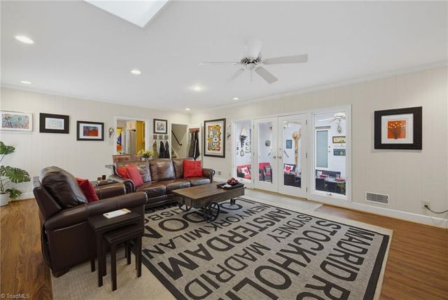 123 Beverly Place, Greensboro, NC 27403
