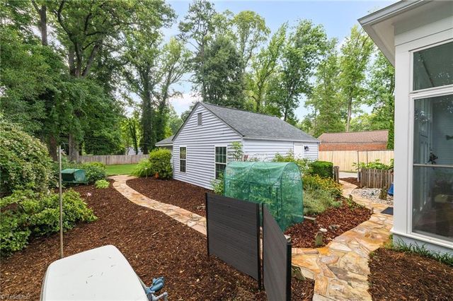 123 Beverly Place, Greensboro, NC 27403