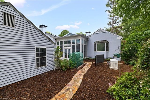 123 Beverly Place, Greensboro, NC 27403