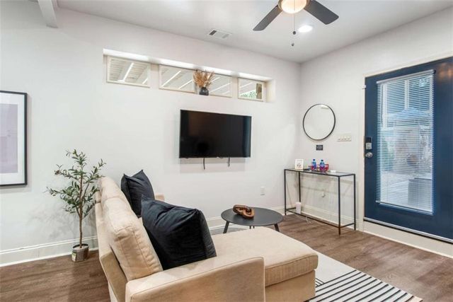 1843 Markone Street NW, Atlanta, GA 30318