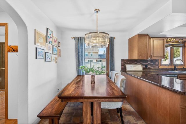 1017 N BAY RIDGE ROAD, Appleton, WI 54915