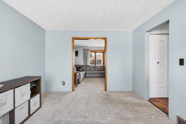 1017 N BAY RIDGE ROAD, Appleton, WI 54915