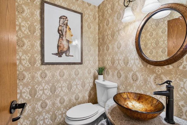 1017 N BAY RIDGE ROAD, Appleton, WI 54915