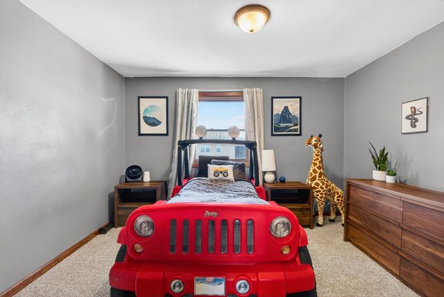 1017 N BAY RIDGE ROAD, Appleton, WI 54915