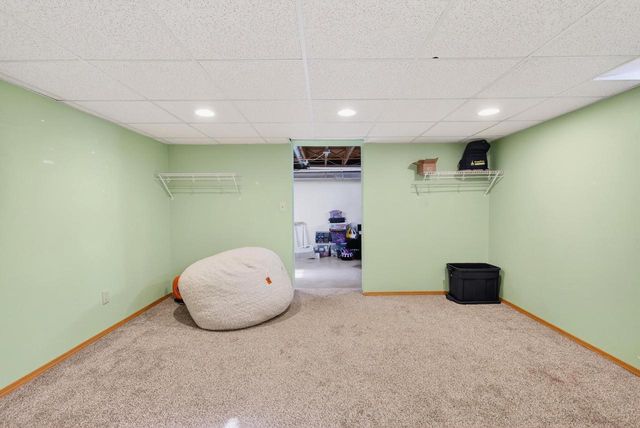 1017 N BAY RIDGE ROAD, Appleton, WI 54915