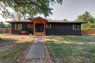 610 N Main Street, Mt Vernon, MO 65712