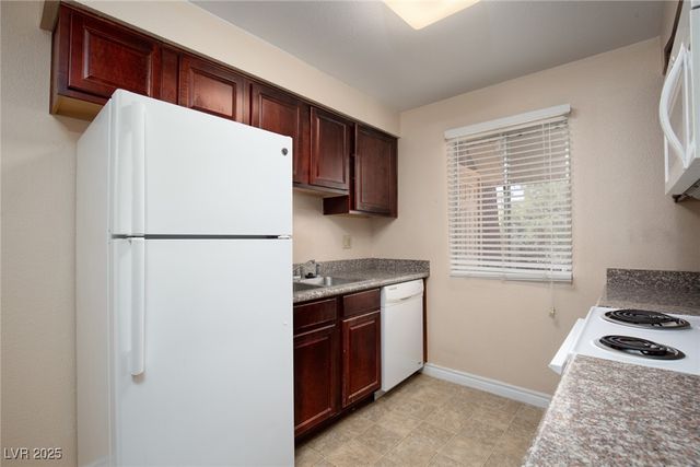 4310 SANDY RIVER Drive 62, Las Vegas, NV 89103