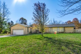 127 Twenty Grand Road SW, Pataskala, OH 43062