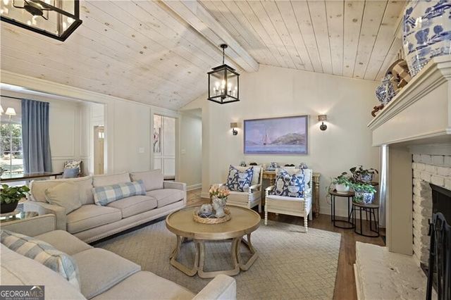 1566 Peachtree Battle Avenue NW, Atlanta, GA 30327