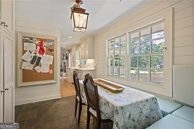 1566 Peachtree Battle Avenue NW, Atlanta, GA 30327