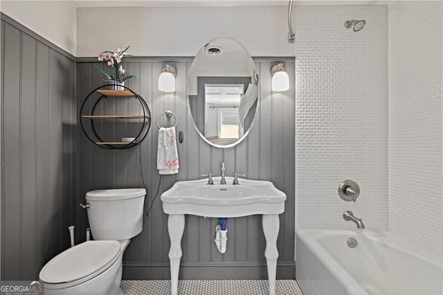 1566 Peachtree Battle Avenue NW, Atlanta, GA 30327