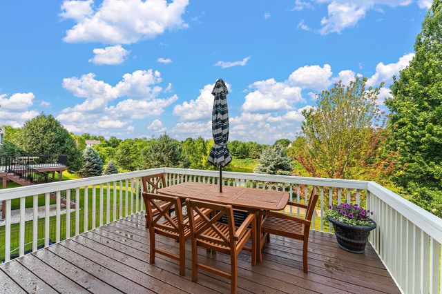 2880 Liberty Trail, Woodbury, MN 55129