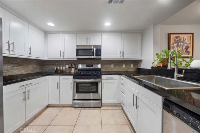 7100 Alvern Street 311, Los Angeles, CA 90045