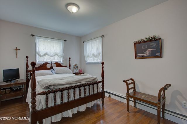 47 Walnut Avenue, Red Bank, NJ 07701