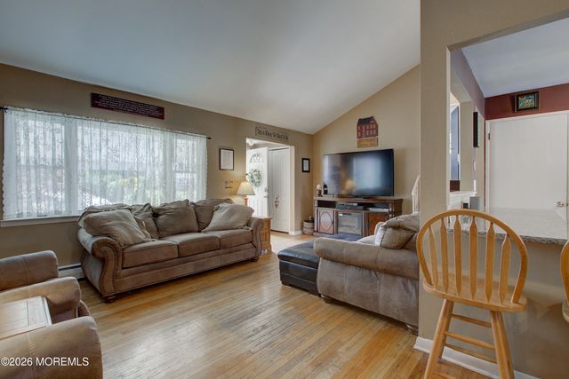 47 Walnut Avenue, Red Bank, NJ 07701
