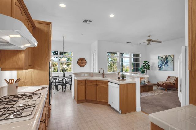 3851 Park Dr, El Dorado Hills, CA 95762