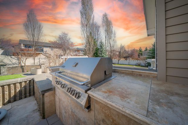 6502 S Creekstone St, Spokane, WA 99224