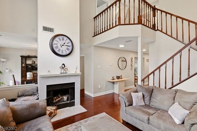 11 Vreeland Ct, Sayreville Boro, NJ 08872