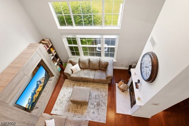 11 Vreeland Ct, Sayreville Boro, NJ 08872