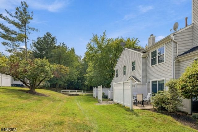 11 Vreeland Ct, Sayreville Boro, NJ 08872