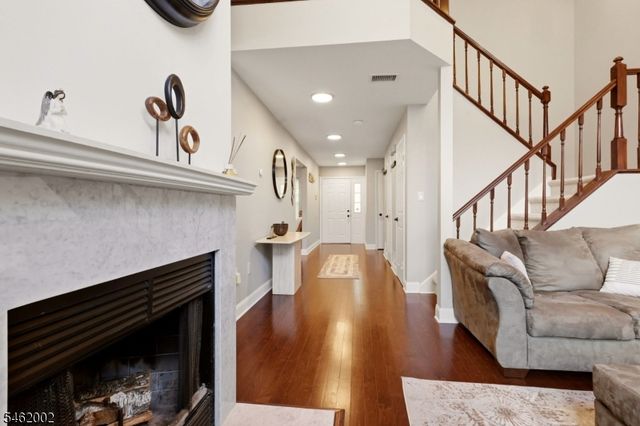 11 Vreeland Ct, Sayreville Boro, NJ 08872