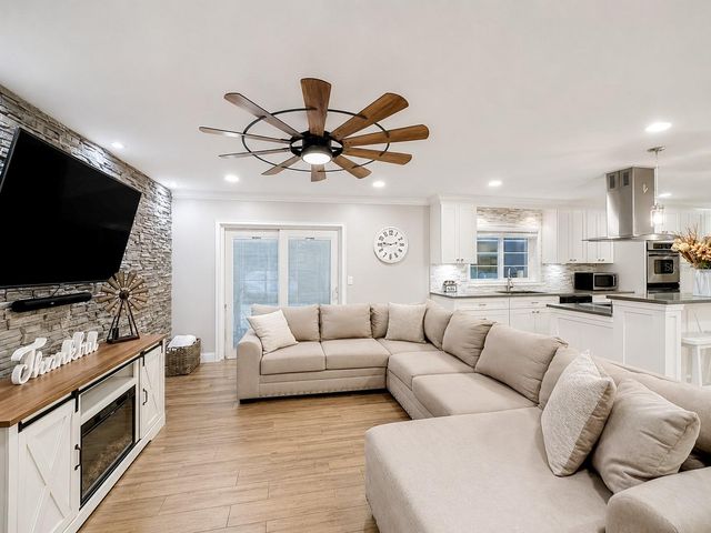 965 PAPAYA LANE, Winter Springs, FL 32708