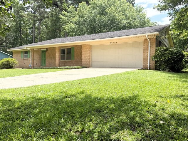815 Mccurdy Blvd., Manchester, GA 31816