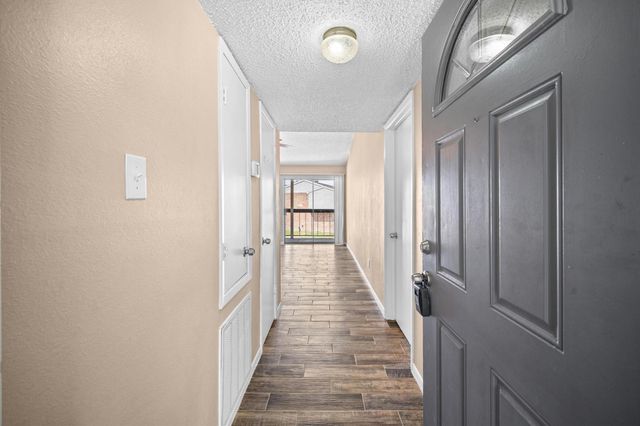 17331 Red Oak Drive 10, Houston, TX 77090