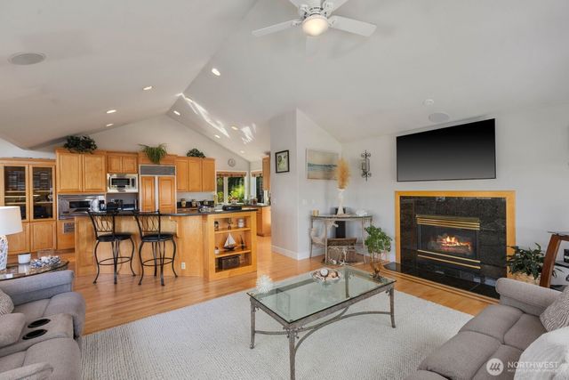 30822 36th Court SW, Federal Way, WA 98003