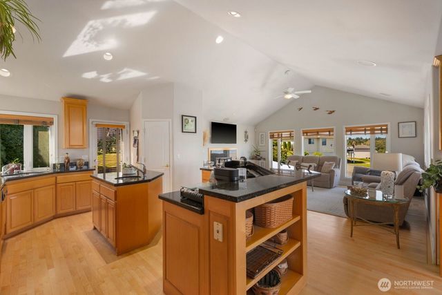 30822 36th Court SW, Federal Way, WA 98003