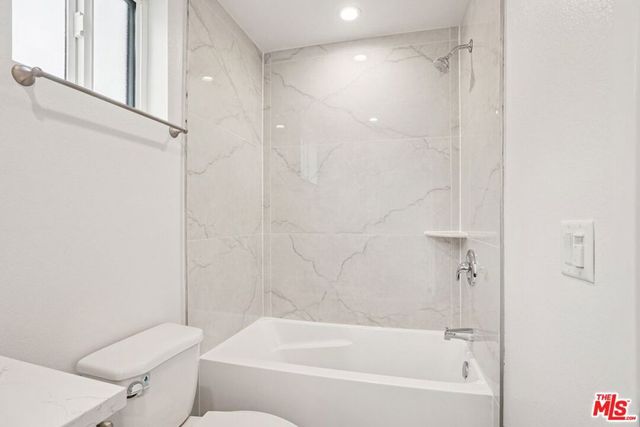 1185 Leighton Avenue, Los Angeles, CA 90037