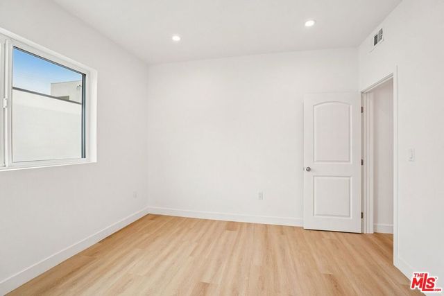 1185 Leighton Avenue, Los Angeles, CA 90037