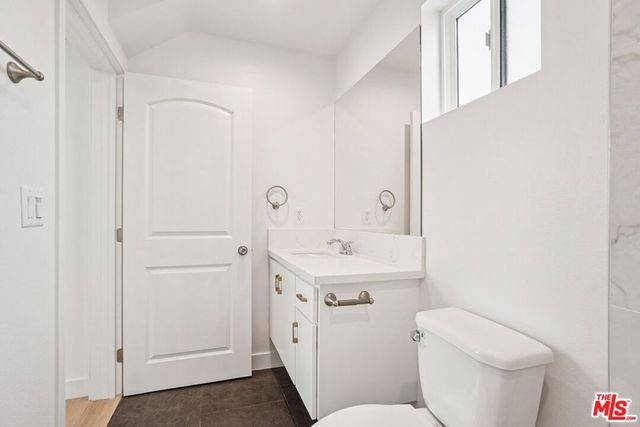 1185 Leighton Avenue, Los Angeles, CA 90037