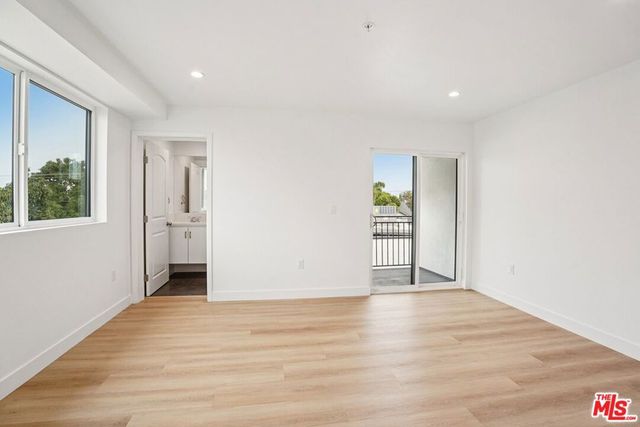 1185 Leighton Avenue, Los Angeles, CA 90037