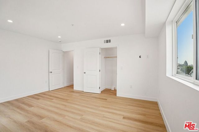 1185 Leighton Avenue, Los Angeles, CA 90037